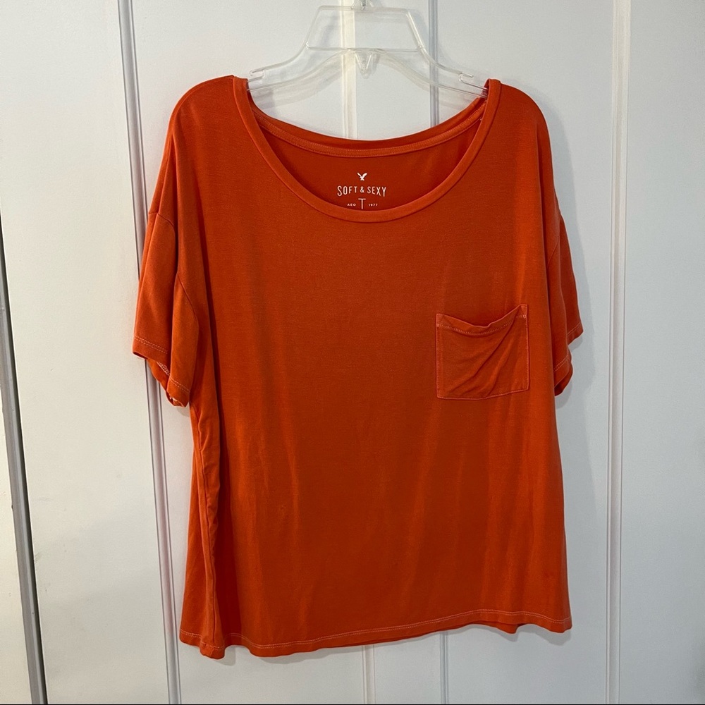 American Eagle Soft and Sexy T